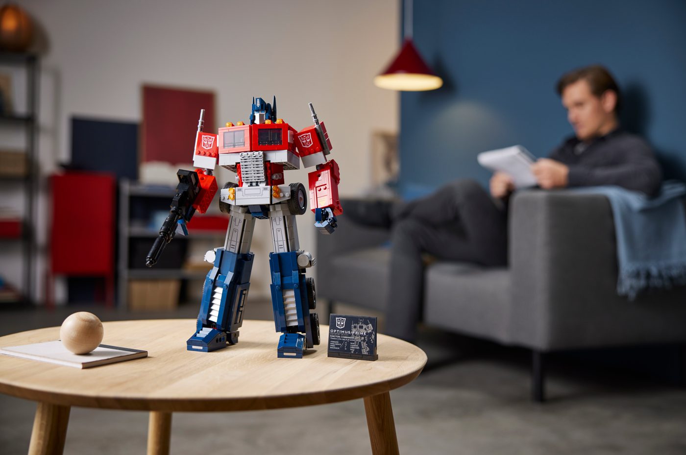 LEGO bringt Optimus Prime Transformers-Set Titel