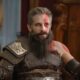 Ben Stiller als Kratos verkleidet in God of War Ragnarök-Werbung Titel